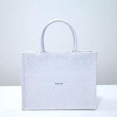 Christian Dior Shopping Bags